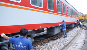 湖南铁路职院--火车车厢运输